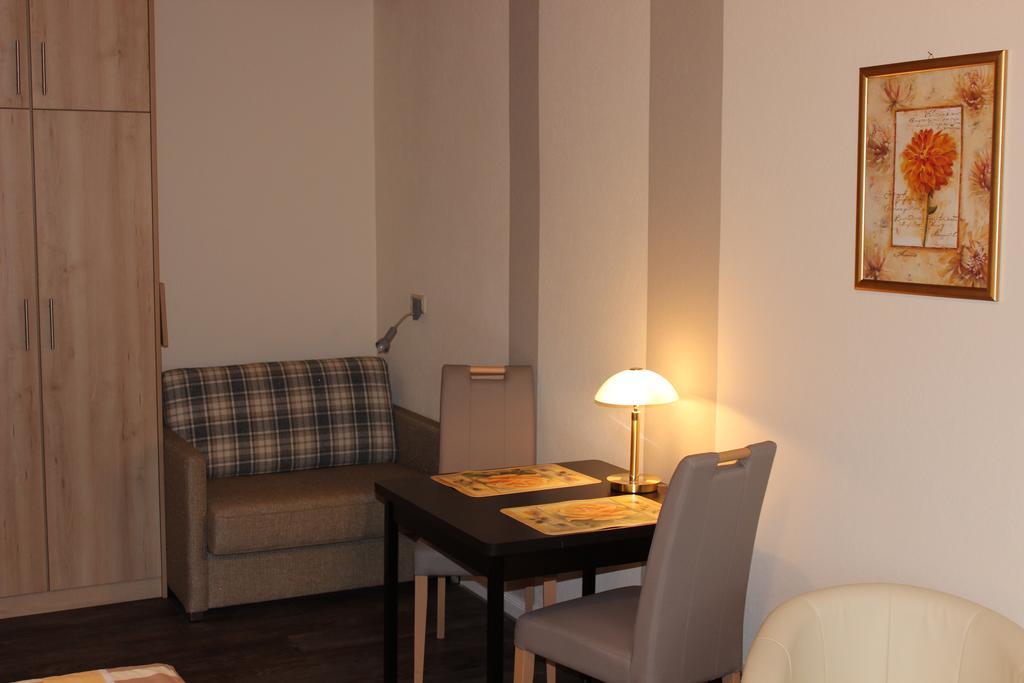Jahnkes Gasthaus-Pension Garni Todesfelde Ngoại thất bức ảnh