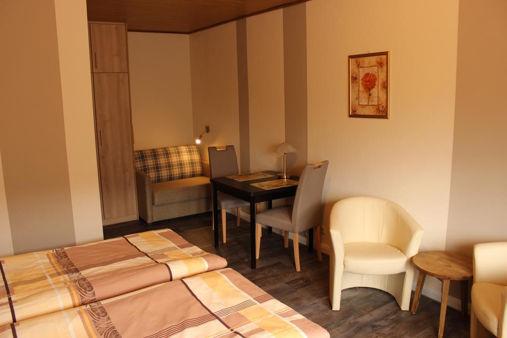 Jahnkes Gasthaus-Pension Garni Todesfelde Ngoại thất bức ảnh